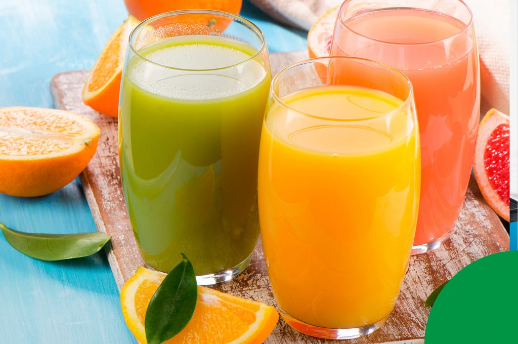 Los cinco zumos más hidratantes y saludables para el verano