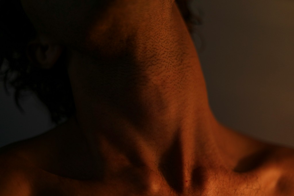 Cómo aliviar el dolor de garganta en verano: soluciones naturales y efectivas